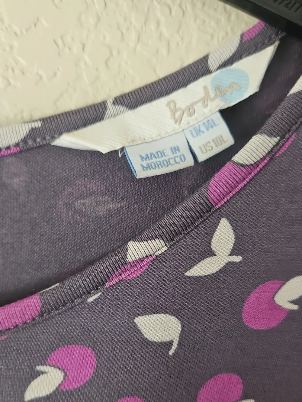 Boden soft gray